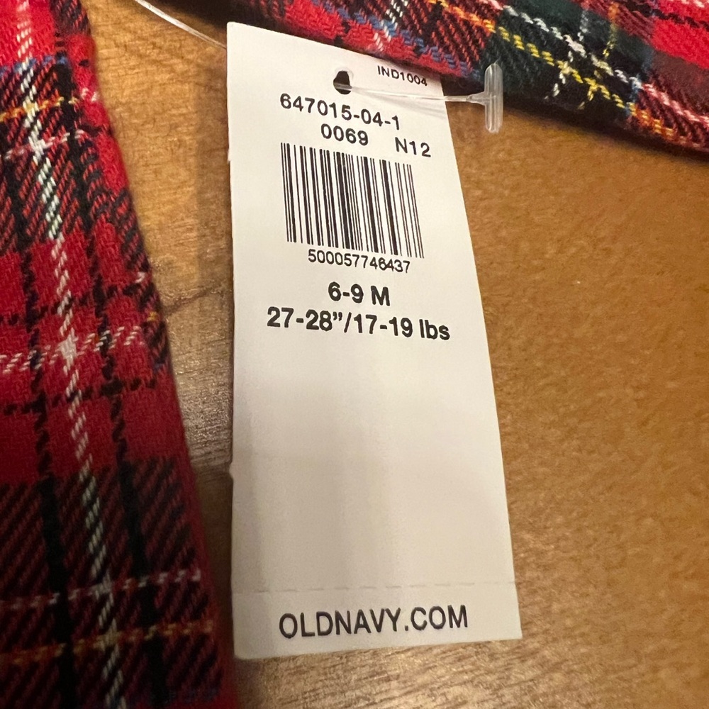 BOGO FREE: NWT TWO Old Navy Plaid Baby Rompers 6-9 Months - Picture 7 of 13
